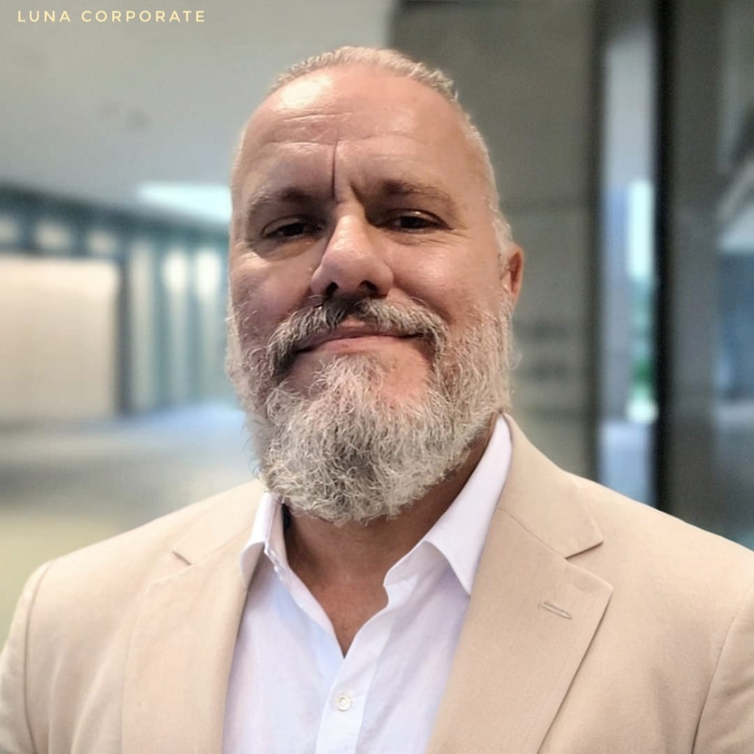 Inácio Rodrigo de Castrro - LUNA CORPORATE Inácio Rodrigo de Castrro - LUNA CORPORATE